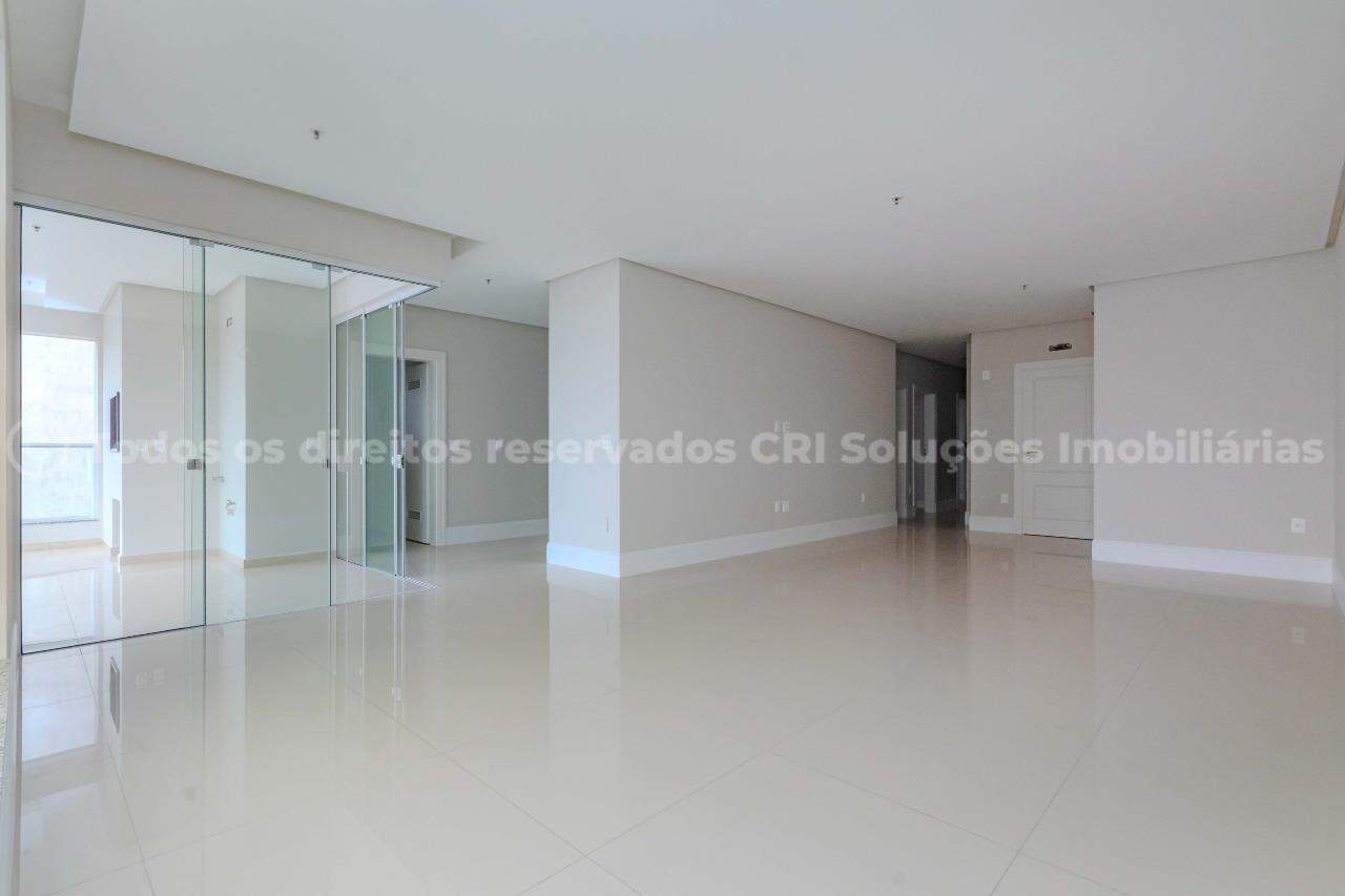 Foto do imóvel Apartamento com vista mar no La Belle Tour Residence com 4 suítes em Balneário Camboriú