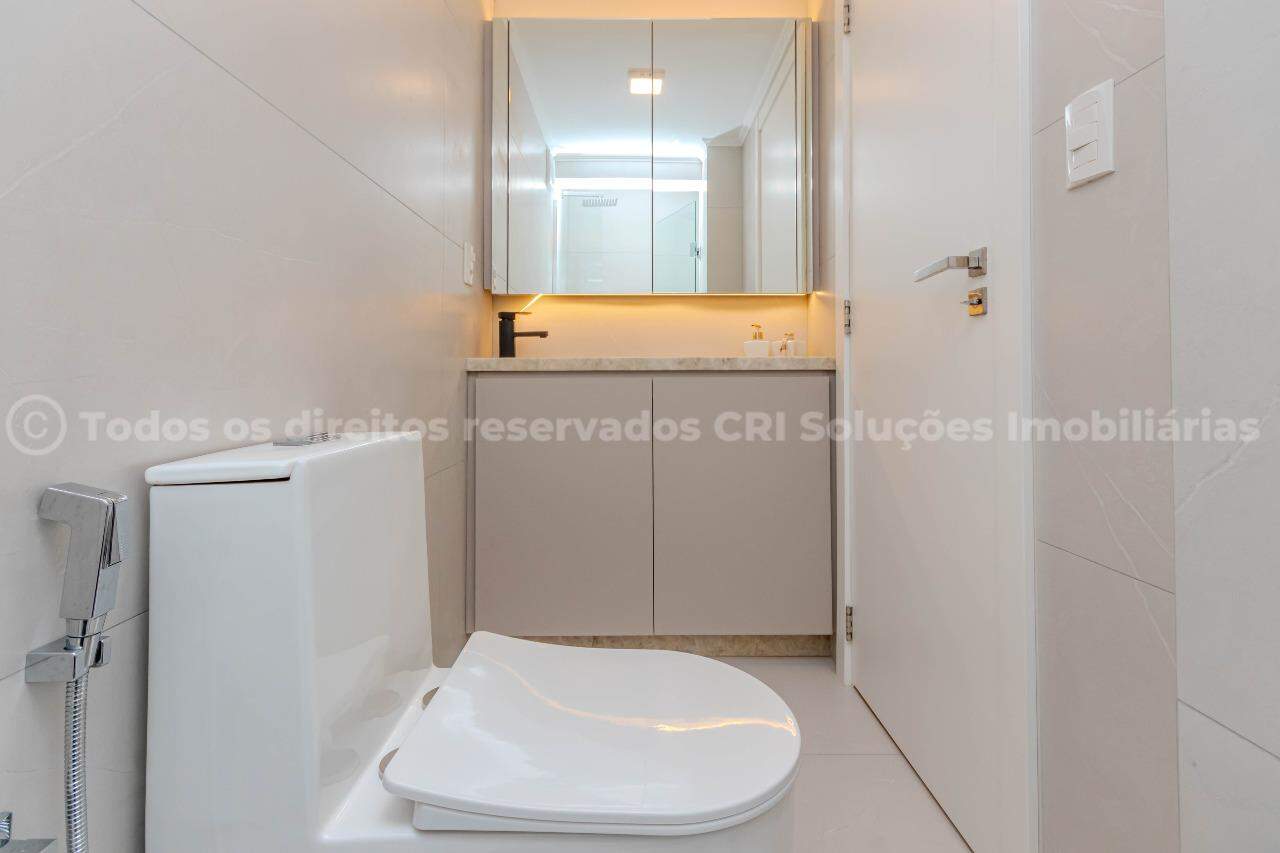 Foto do imóvel Apartamento com 3 dormitórios no Edifício Albany em Balneário Camboriú