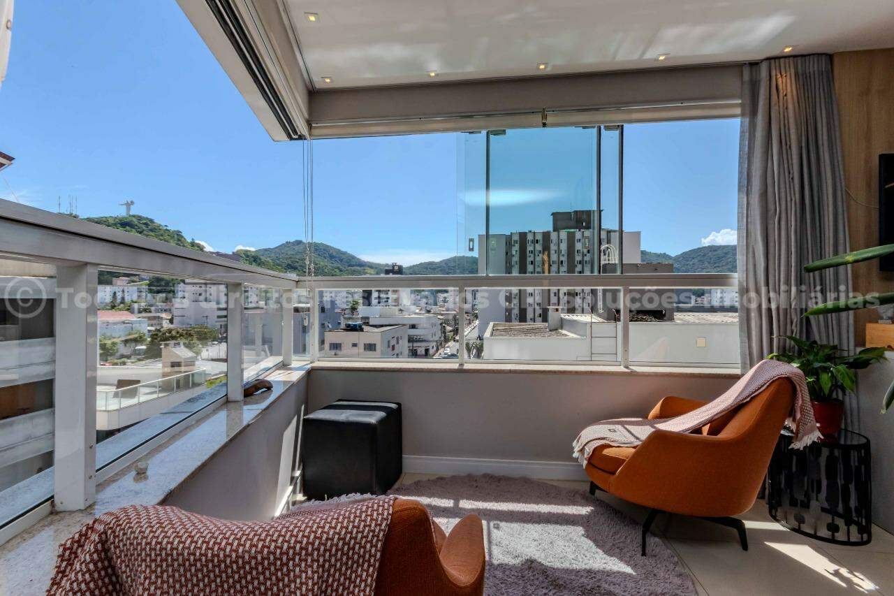 Foto do imóvel Apartamento no Edifício Spazio del Mare no Centro de Balneário Camboriú – 67m² com 2 Suítes