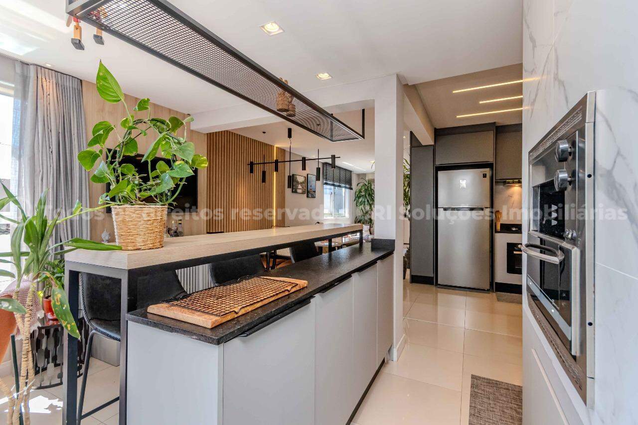 Foto do imóvel Apartamento no Edifício Spazio del Mare no Centro de Balneário Camboriú – 67m² com 2 Suítes