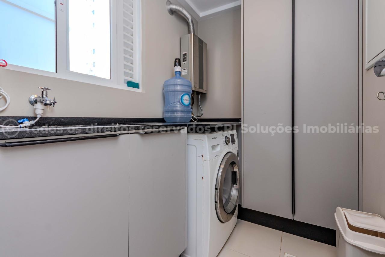 Foto do imóvel Apartamento no Edifício Spazio del Mare no Centro de Balneário Camboriú – 67m² com 2 Suítes