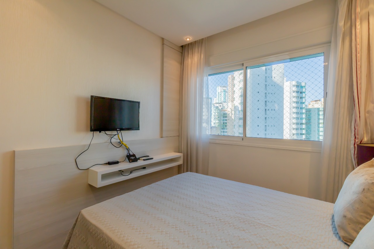 Foto do imóvel Apartamento mobiliado de 220m² no Marina Beach Tower com 4 suítes e marina exclusiva – Balneário Camboriú