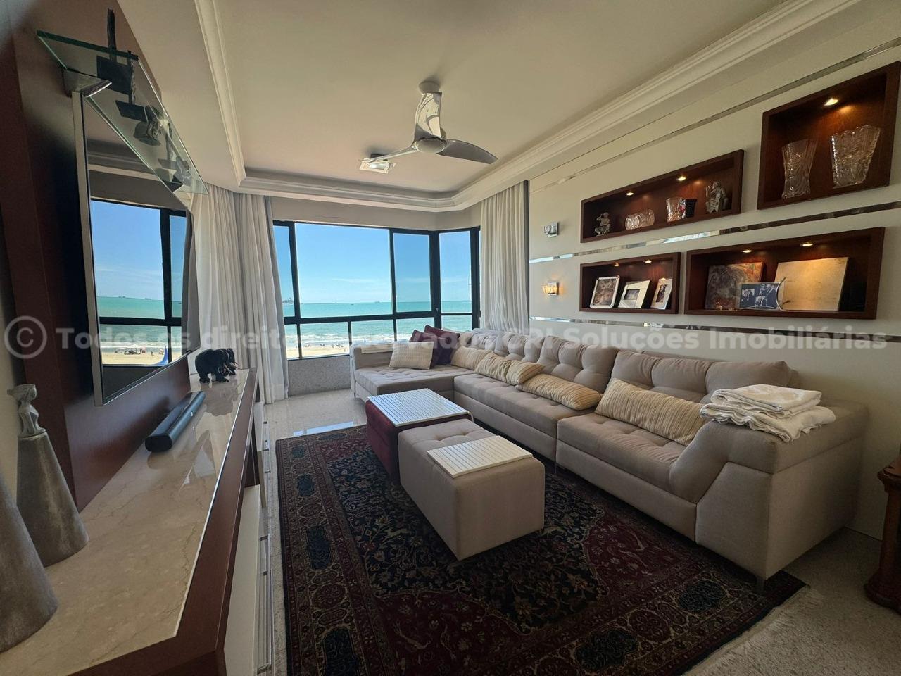 Apartamento com 3 suítes no Edifício Joana do Mar na Barra Sul em Balneário Camboriú