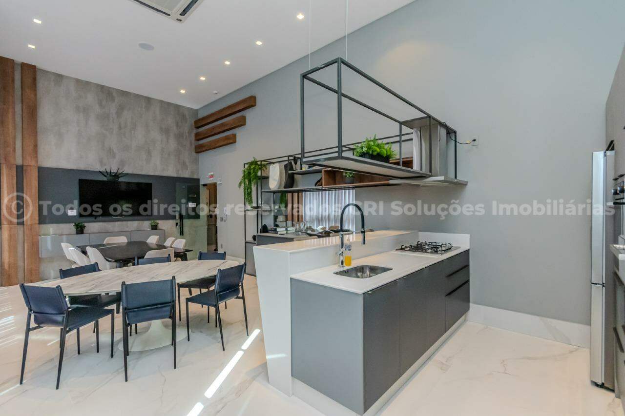 Foto do imóvel Edifício Sauer Residence – Apartamento Mobiliado com 112 m², Vista para o Mar e 3 Suítes