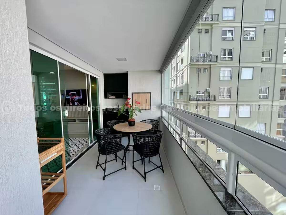 Foto do imóvel Apartamento a venda no Edificio Victoria com 03 Quartos sendo 01 Suite em Itapema Meia Praia