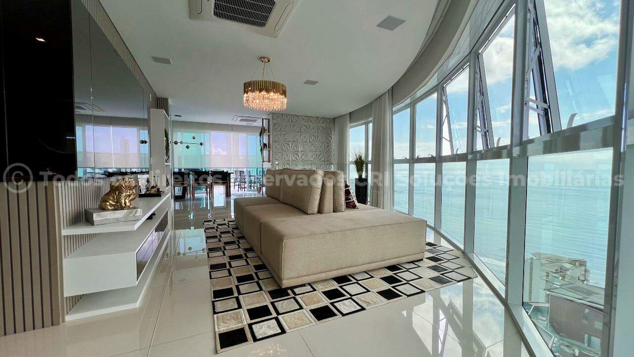 Cobertura com 3 suítes no Olympo Tower no Centro de Balneário Camboriú