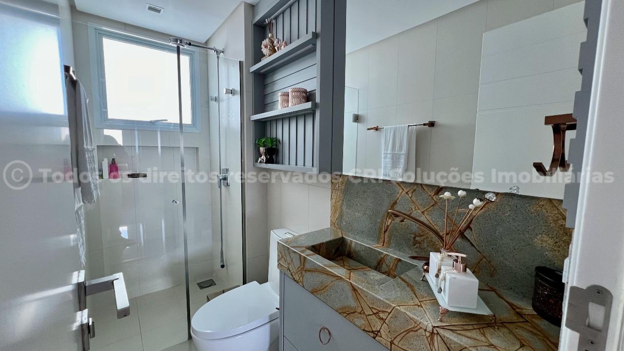 Foto do imóvel Cobertura mobiliada com vista mar no Edifício Olympo Tower em Balneário Camboriú