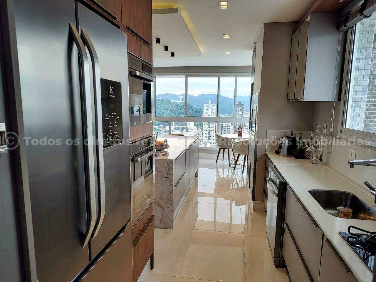 Foto do imóvel Apartamento Mobiliado com Vista para o Mar | 4 Quartos e 4 Suítes | Biarritz Residence – Centro de Balneário Camboriú