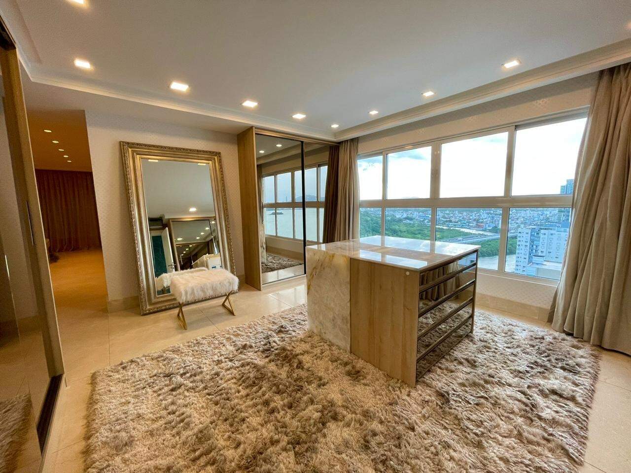 [Edificio] Cobertura à venda Summer Beach Residence: Closet suíte master Summer Beach