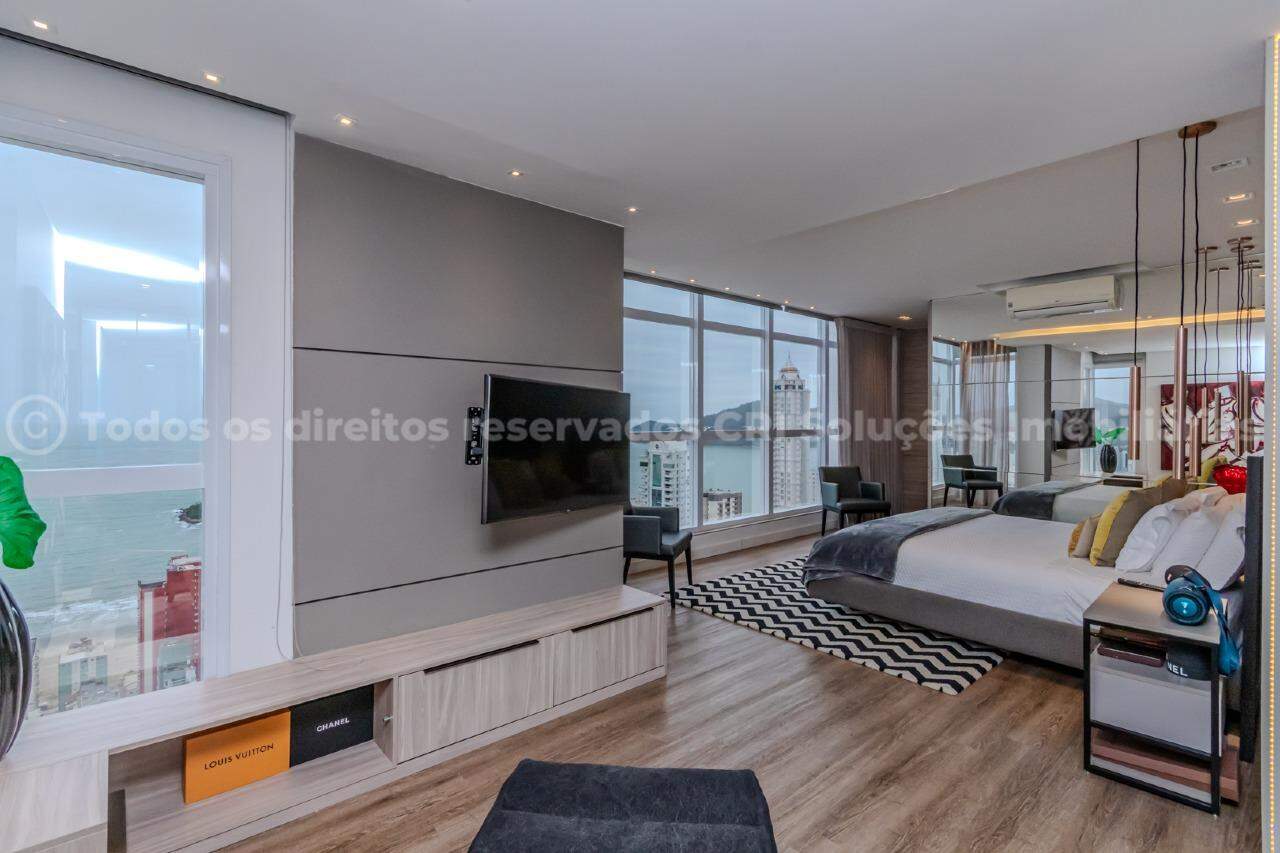 Foto do imóvel Cobertura exclusiva com 4 suítes no Centro de Balneário Camboriú 