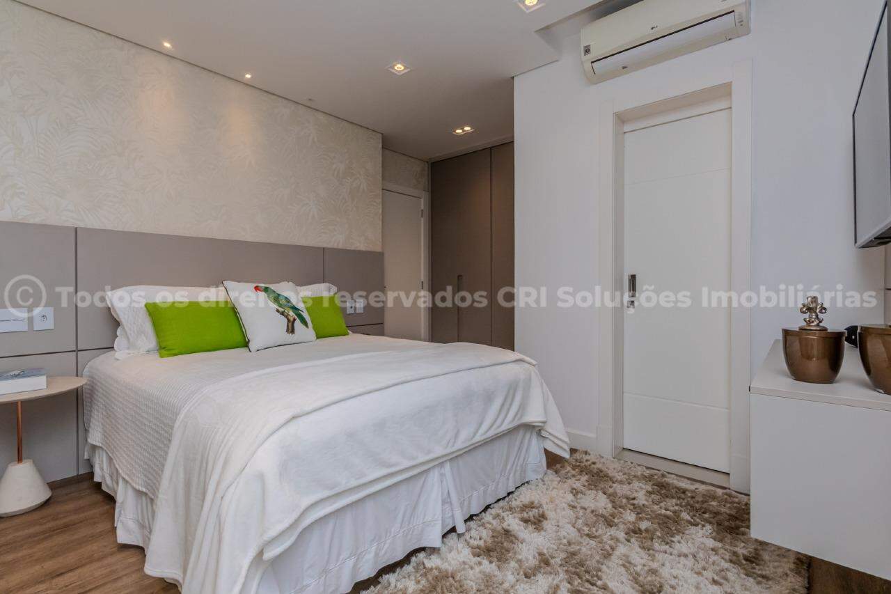 Foto do imóvel Cobertura exclusiva com 4 suítes no Centro de Balneário Camboriú 