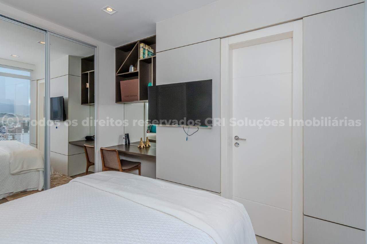 Foto do imóvel Cobertura exclusiva com 4 suítes no Centro de Balneário Camboriú 