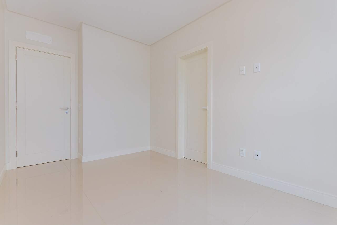 Foto do imóvel Apartamento 4 Suítes no Ilhas Marianas na Barra Sul de Balneário Camboriú