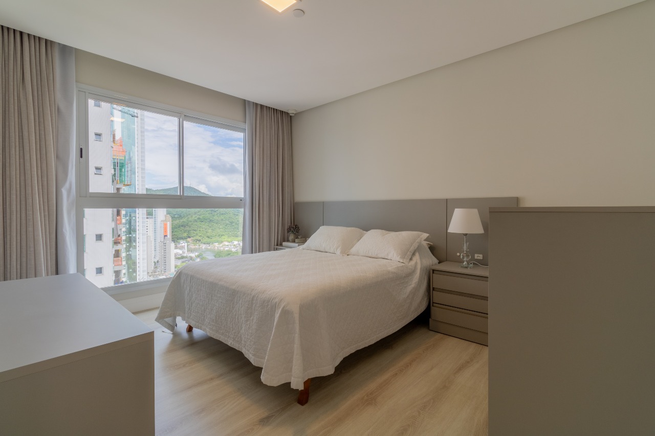 Foto do imóvel Apartamento Frente Mar com 4 suítes no Epic Tower em Balneário Camboriú | Vida na praia