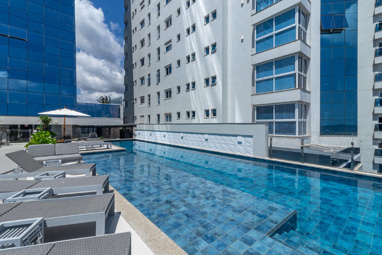 Foto do imóvel Apartamento Frente Mar com 4 suítes no Epic Tower em Balneário Camboriú | Vida na praia
