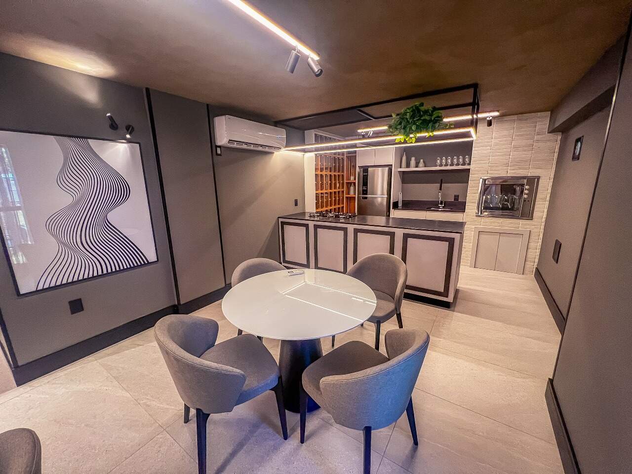 Foto do imóvel Apartamento 3 dormitórios no Residencial Ilha de Maui na Praia Brava Itajaí | Vida na praia