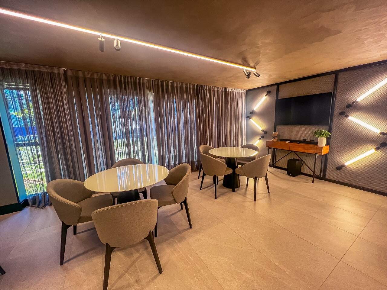 Foto do imóvel Apartamento 3 dormitórios no Residencial Ilha de Maui na Praia Brava Itajaí | Vida na praia