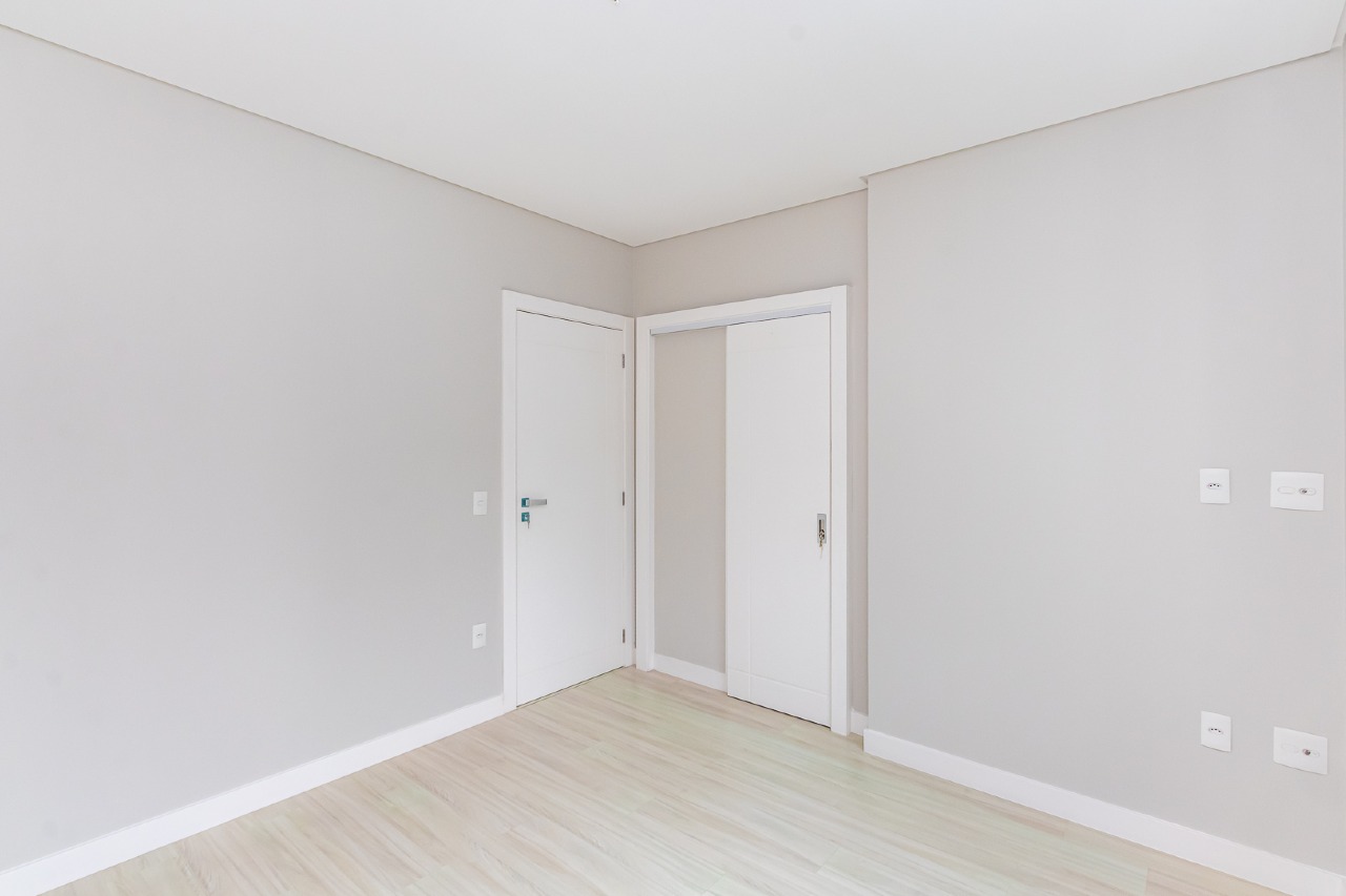 Foto do imóvel Apartamento com 03 Suítes á venda no Edifício Cidade Jardim no Centro em Balneário Camboriú 
