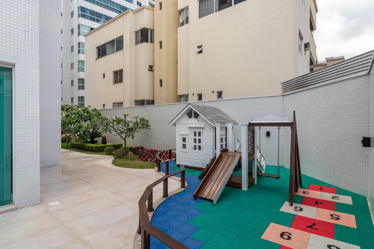 Foto do imóvel Apartamento com 03 Suítes á venda no Edifício Cidade Jardim no Centro em Balneário Camboriú 
