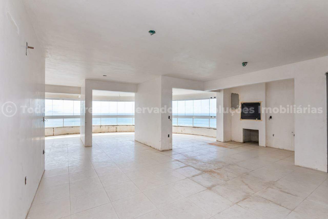 Foto do imóvel Apartamento Vista Mar com 04 Dormitórios á venda no Edifício Princess em Balneário Camboriú