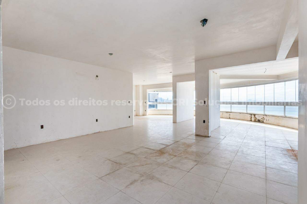 Foto do imóvel Apartamento Vista Mar com 04 Dormitórios á venda no Edifício Princess em Balneário Camboriú
