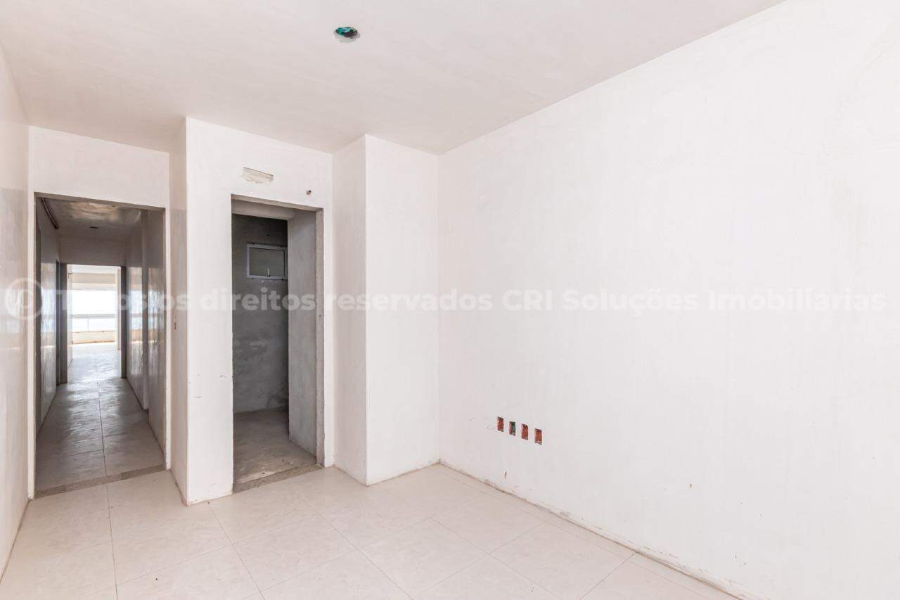 Foto do imóvel Apartamento Vista Mar com 04 Dormitórios á venda no Edifício Princess em Balneário Camboriú