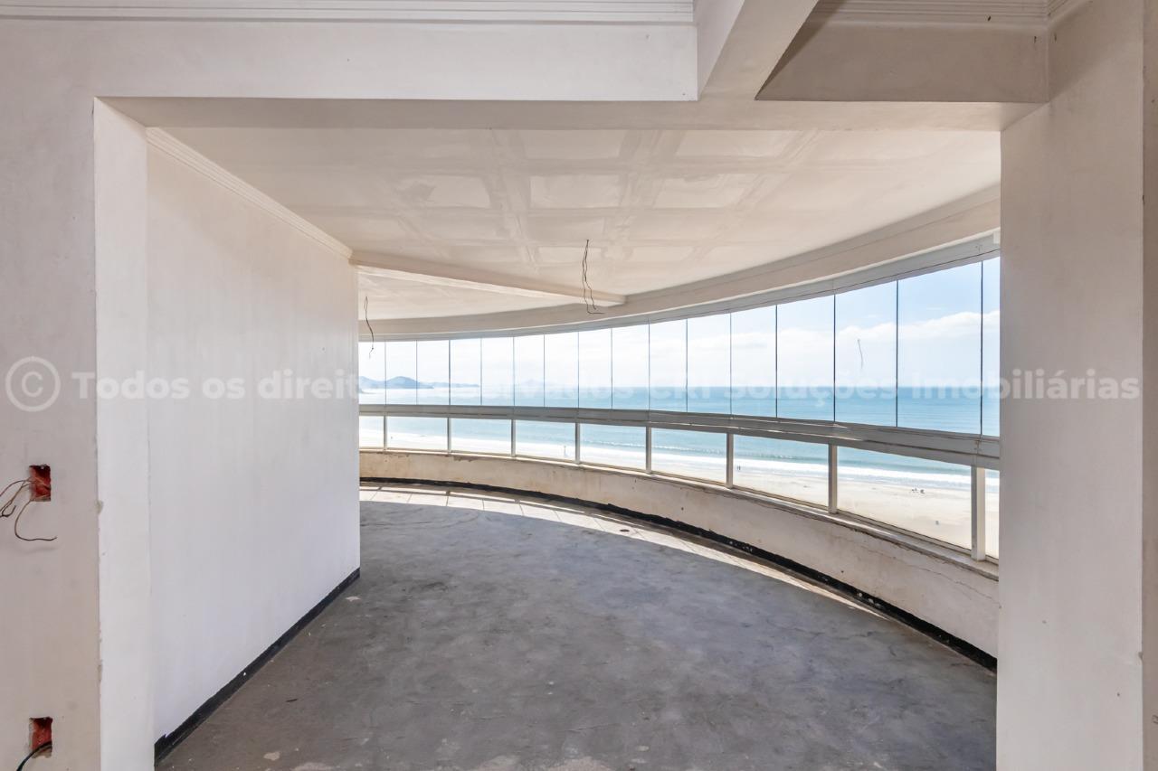 Foto do imóvel Apartamento com 04 Dormitórios Vista Mar á venda no Edifício Princess em Balneário Camboriú