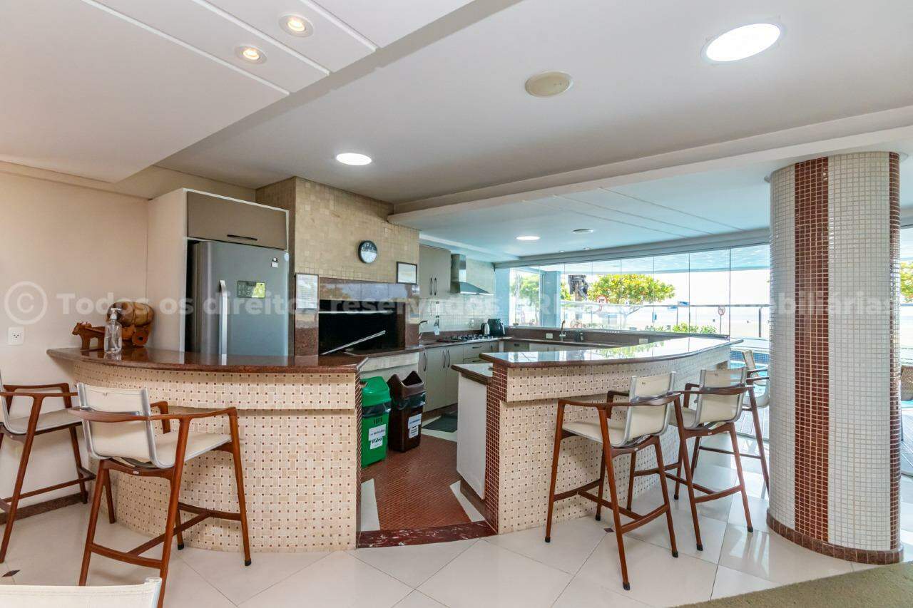 Foto do imóvel Apartamento com 04 Dormitórios Vista Mar á venda no Edifício Princess em Balneário Camboriú