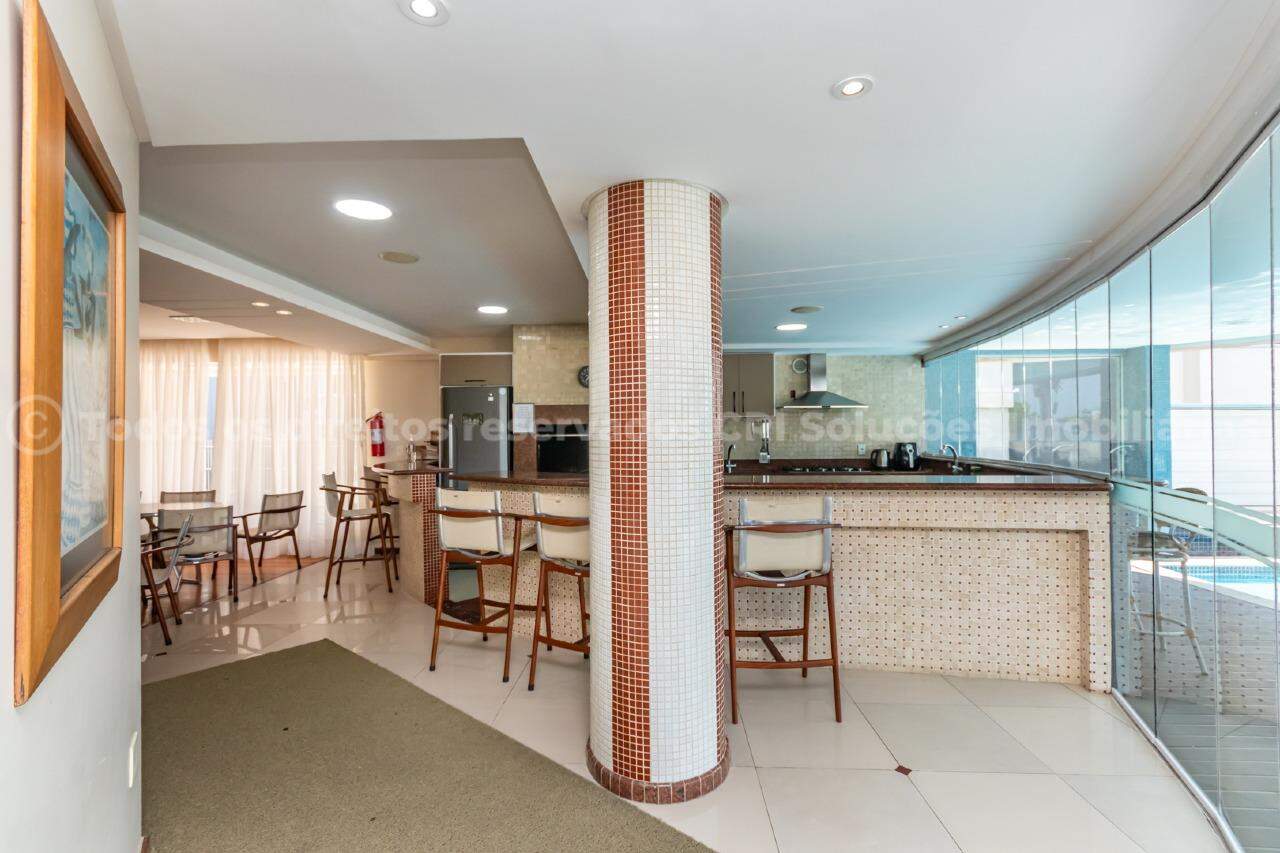 Foto do imóvel Apartamento com 04 Dormitórios Vista Mar á venda no Edifício Princess em Balneário Camboriú