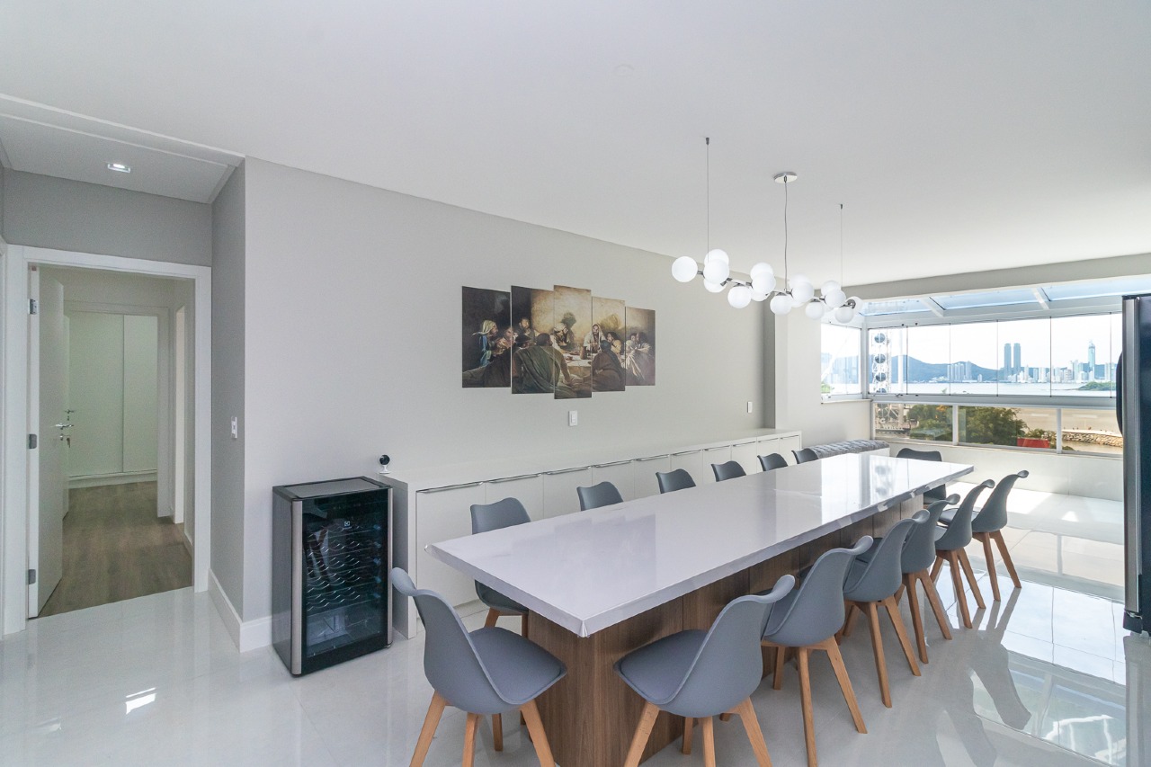 Foto do imóvel Apartamento Mobiliado com 04 suítes no Italian em Balneário Camboriú.