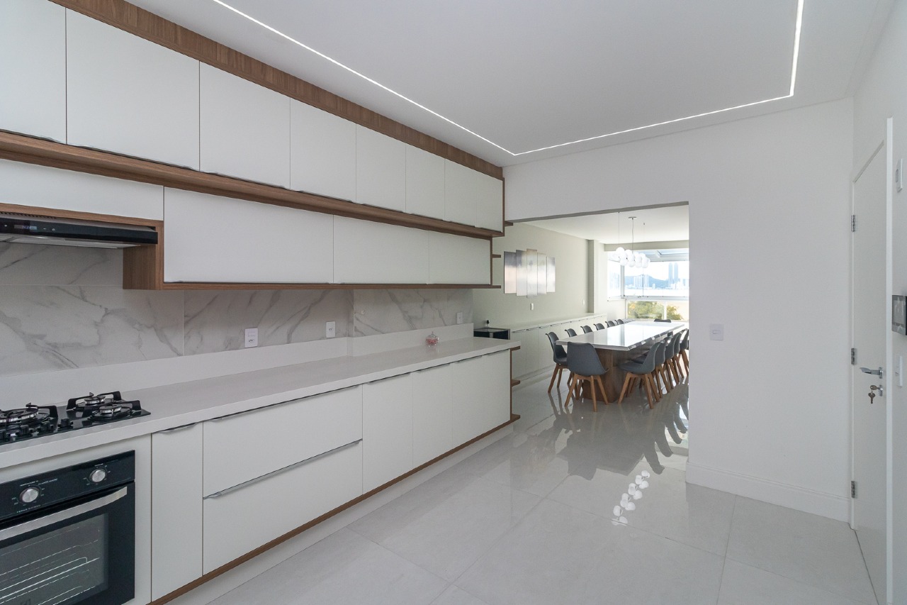 Foto do imóvel Apartamento Mobiliado com 04 suítes no Italian em Balneário Camboriú.