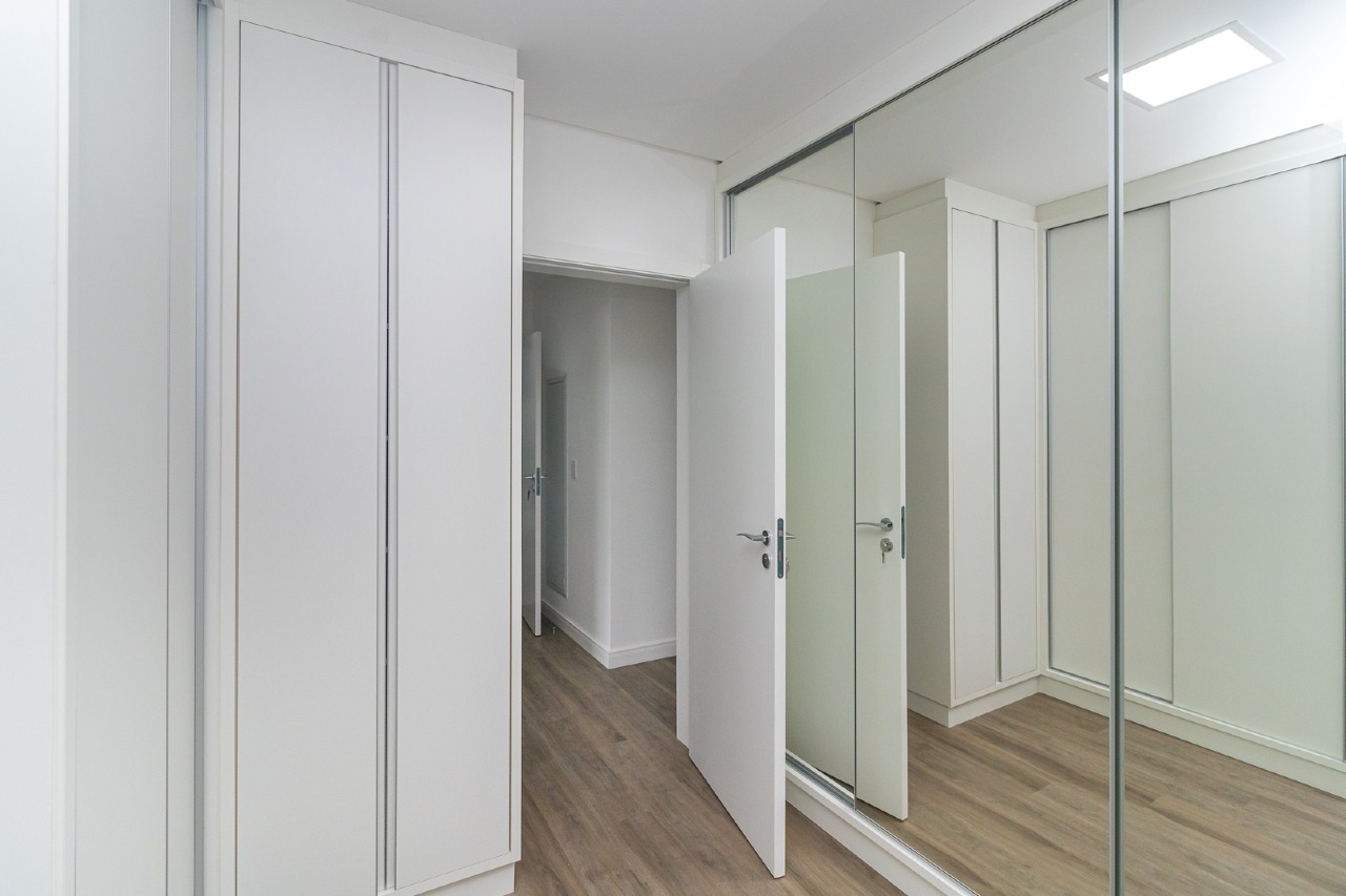 Foto do imóvel Apartamento Mobiliado com 04 suítes no Italian em Balneário Camboriú.