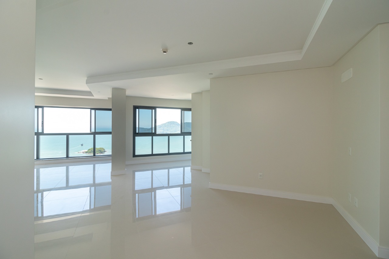 Foto do imóvel Apartamento 4 Suítes à Venda no Edifício New York – Quadra Mar, Balneário Camboriú