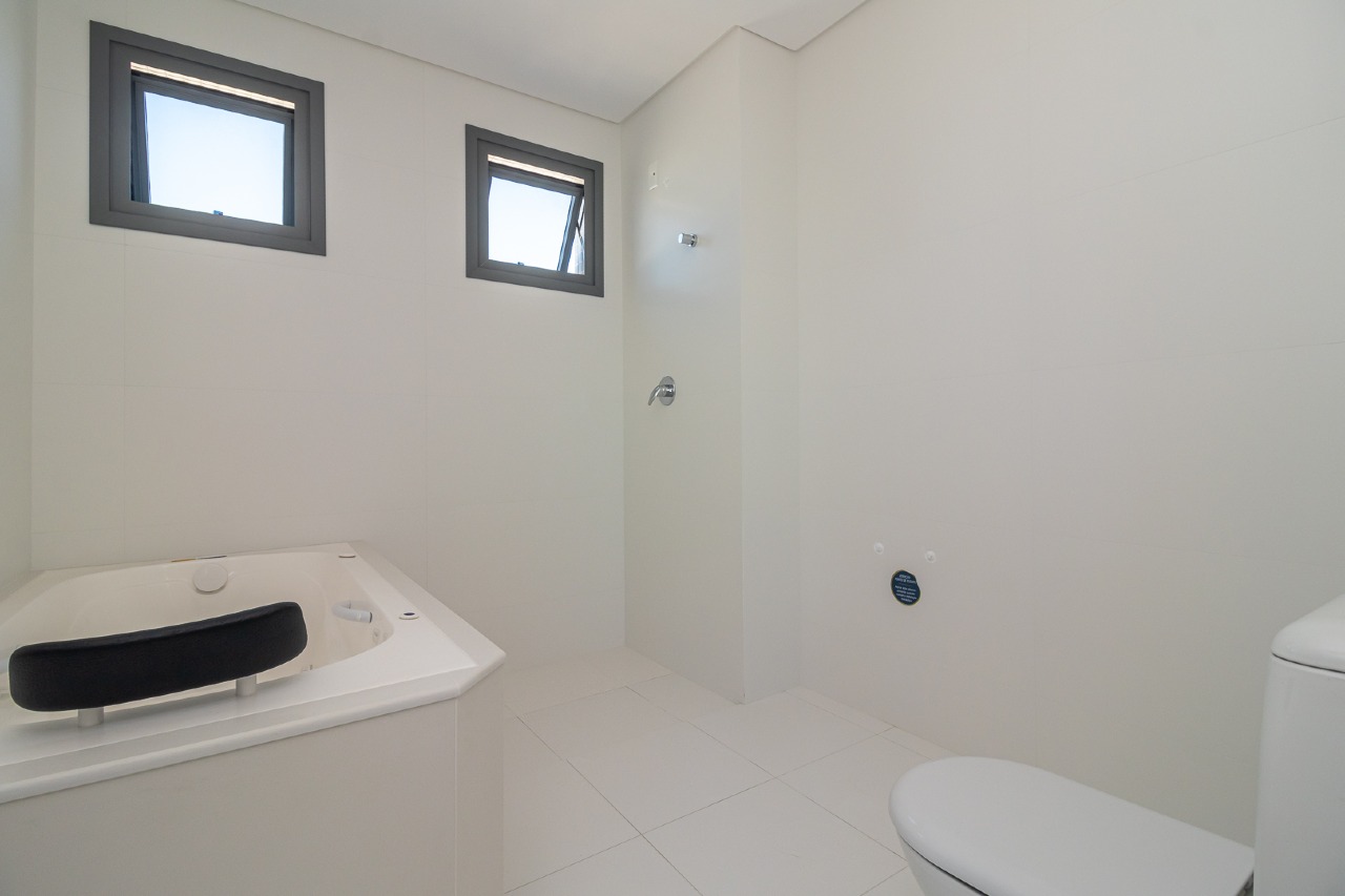 Foto do imóvel Apartamento 4 Suítes à Venda no Edifício New York – Quadra Mar, Balneário Camboriú