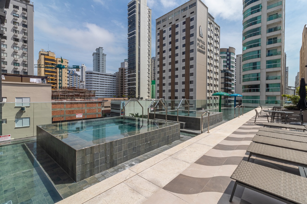Foto do imóvel Apartamento 4 Suítes à Venda no Edifício New York – Quadra Mar, Balneário Camboriú