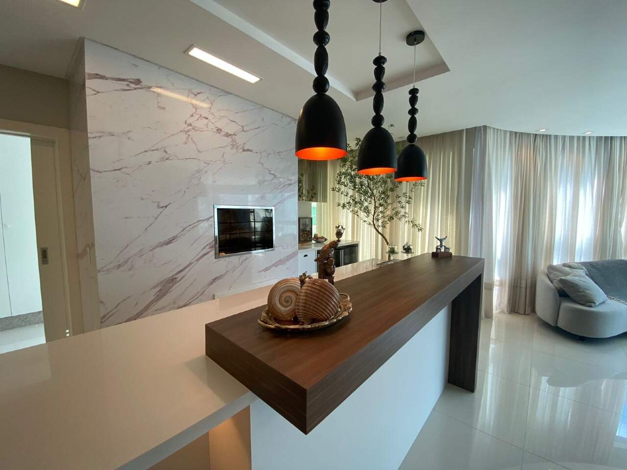 Foto do imóvel Apartamento no Brava Beach Torre Corais Itajaí com 3 suítes e 200m² de frente para o mar