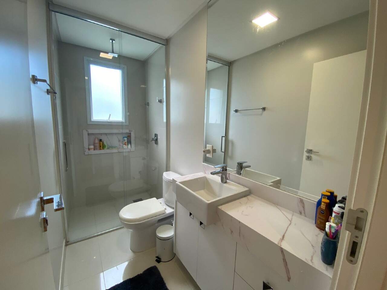 Foto do imóvel Apartamento no Brava Beach Torre Corais Itajaí com 3 suítes e 200m² de frente para o mar