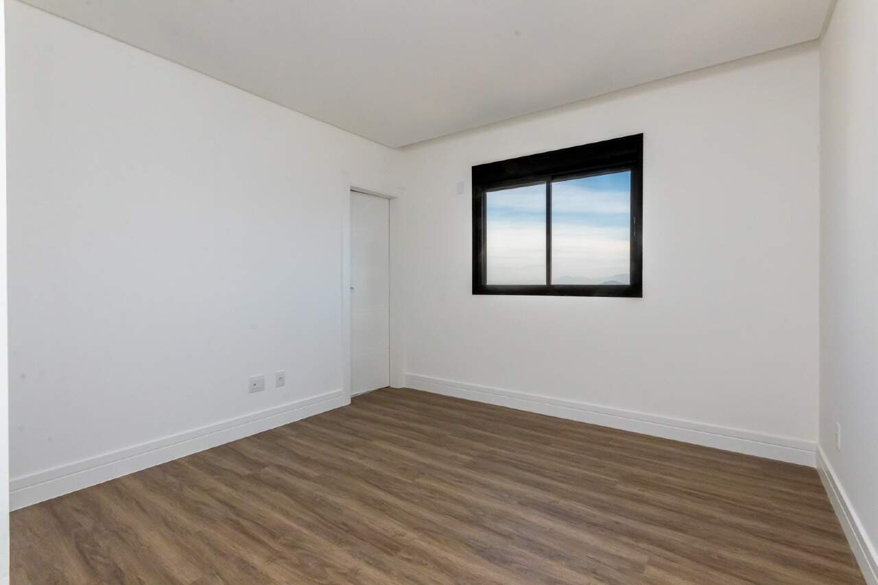 Foto do imóvel Apartamento 4 Suítes à Venda no Edifício Doha Tower – Meia Praia-Itapema