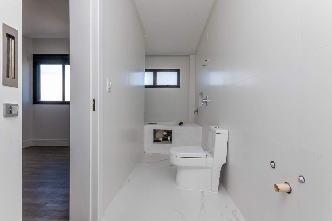 Foto do imóvel Apartamento 4 Suítes à Venda no Edifício Doha Tower – Meia Praia-Itapema