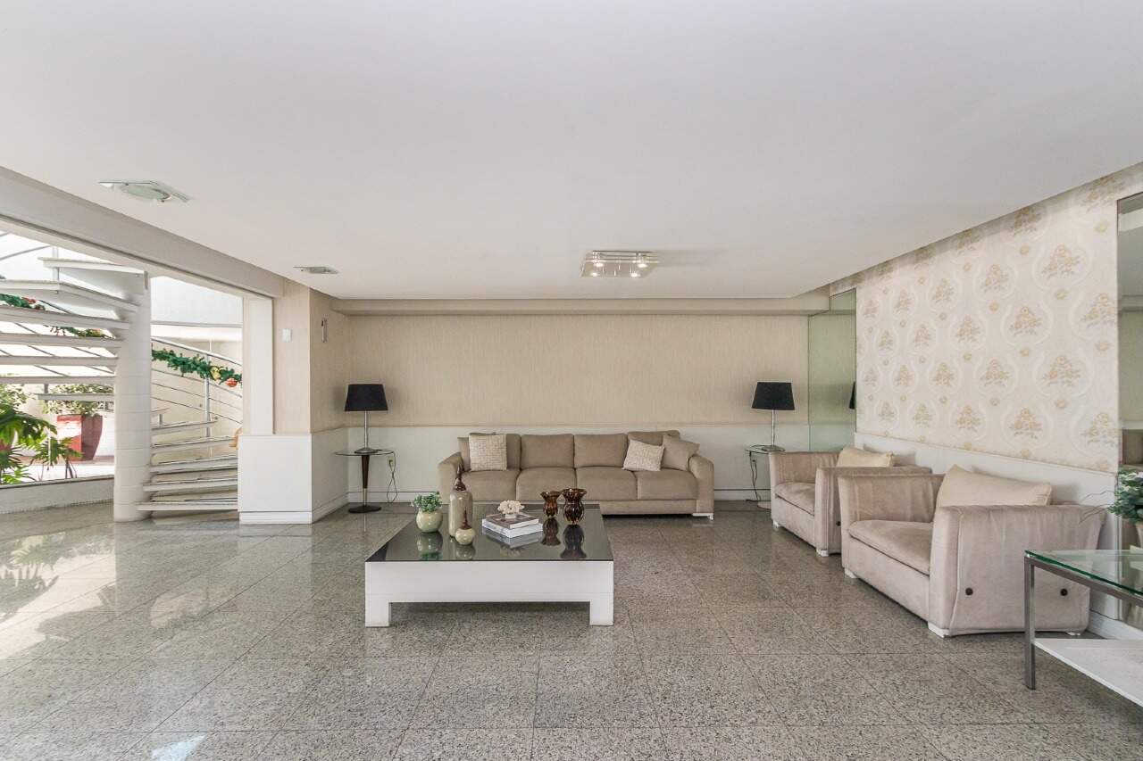 Foto do imóvel Apartamento de Frente para o Mar no Number One em Balneário Camboriú