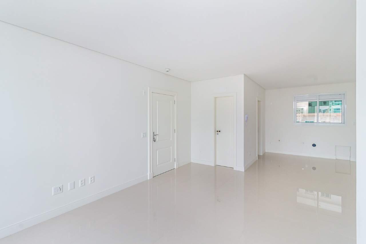 Foto do imóvel Apartamento com 03 Suítes á venda no Edifício Hamptons em Balneário Camboriú 