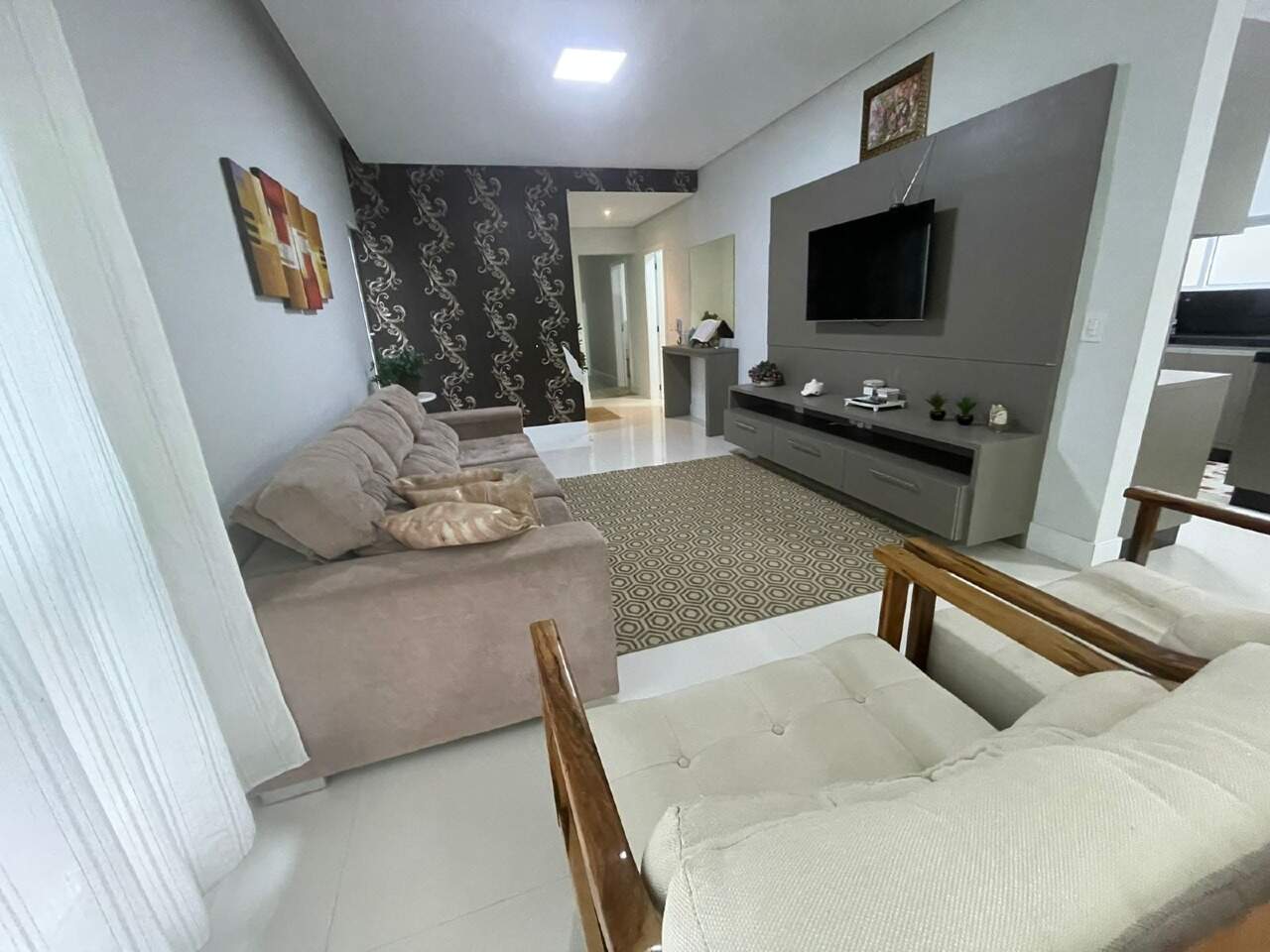 Foto do imóvel Apartamento a venda no Edificio Salinas com 04 Quartos sendo 01 Suite em Itapema Meia Praia