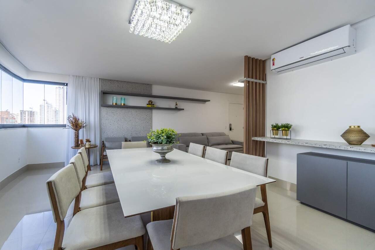 Foto do imóvel Apartamento Decorado no Edifício Villa Castelli com 04 Suítes á venda em Balneário Camboriú