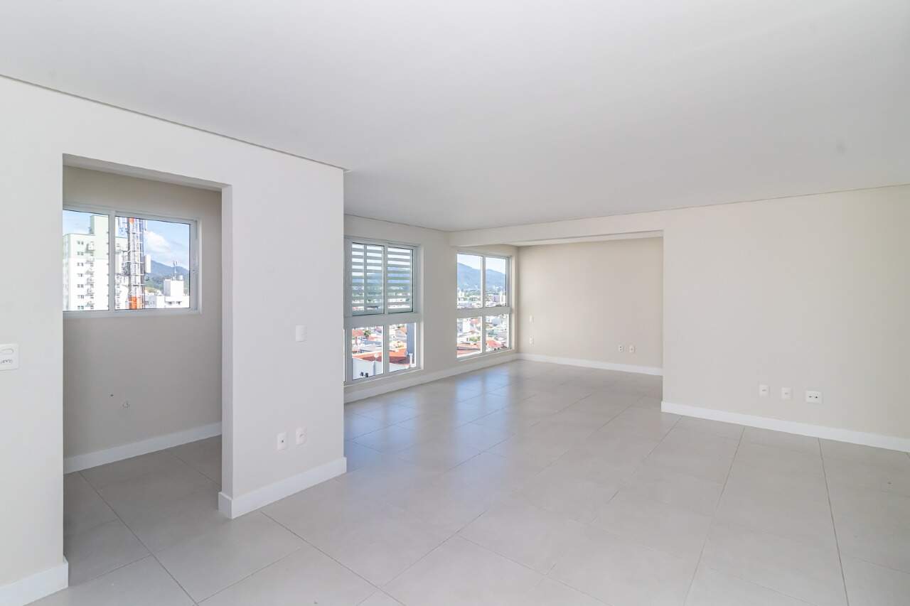 Foto do imóvel Apartamento á venda com 2 Suítes + Home Office em Balneário Camboriú no Edifício Sol da Manhã