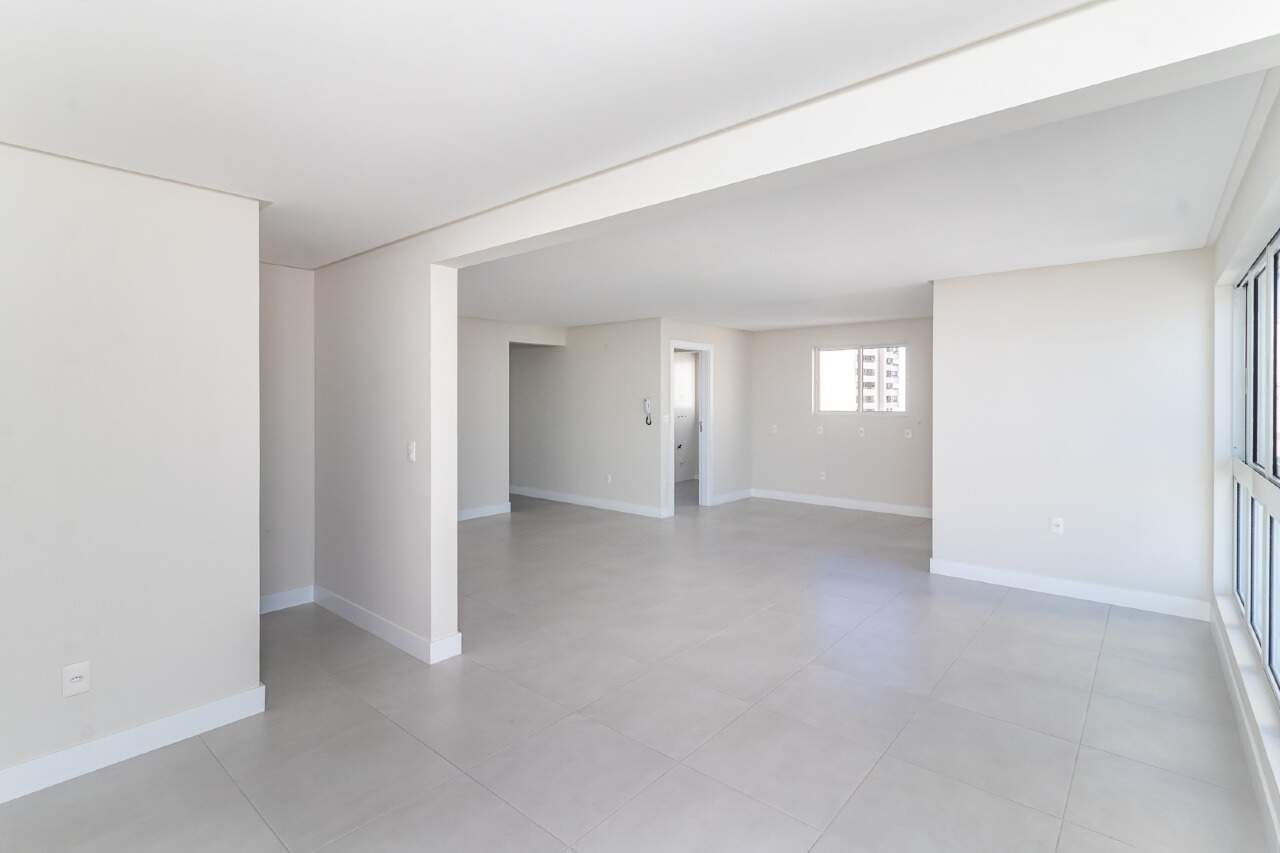 Foto do imóvel Apartamento á venda com 2 Suítes + Home Office em Balneário Camboriú no Edifício Sol da Manhã