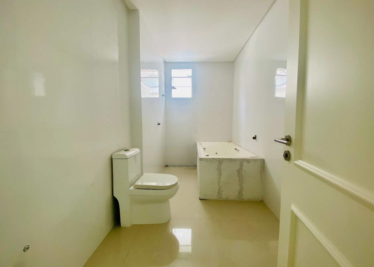 Foto do imóvel Apartamento 3 suítes com vista mar no centro de Itapema – 149m²