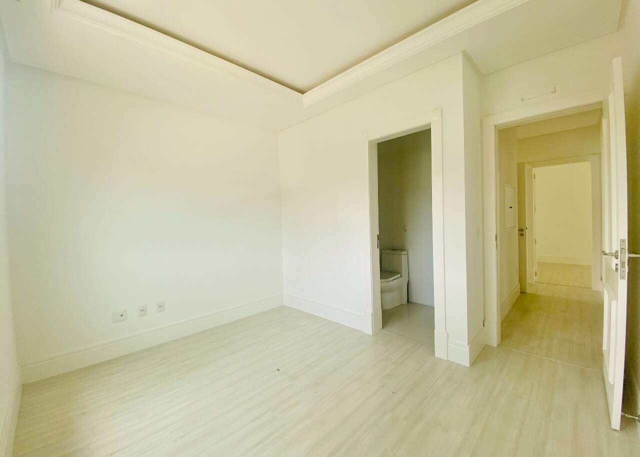 Foto do imóvel Apartamento 3 suítes com vista mar no centro de Itapema – 149m²