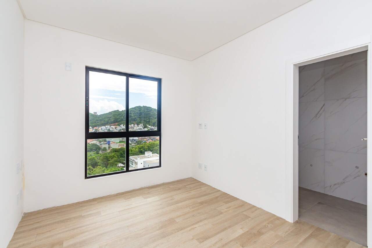 Foto do imóvel Apartamento 3 suítes no Brava Garden Praia Brava Itajaí