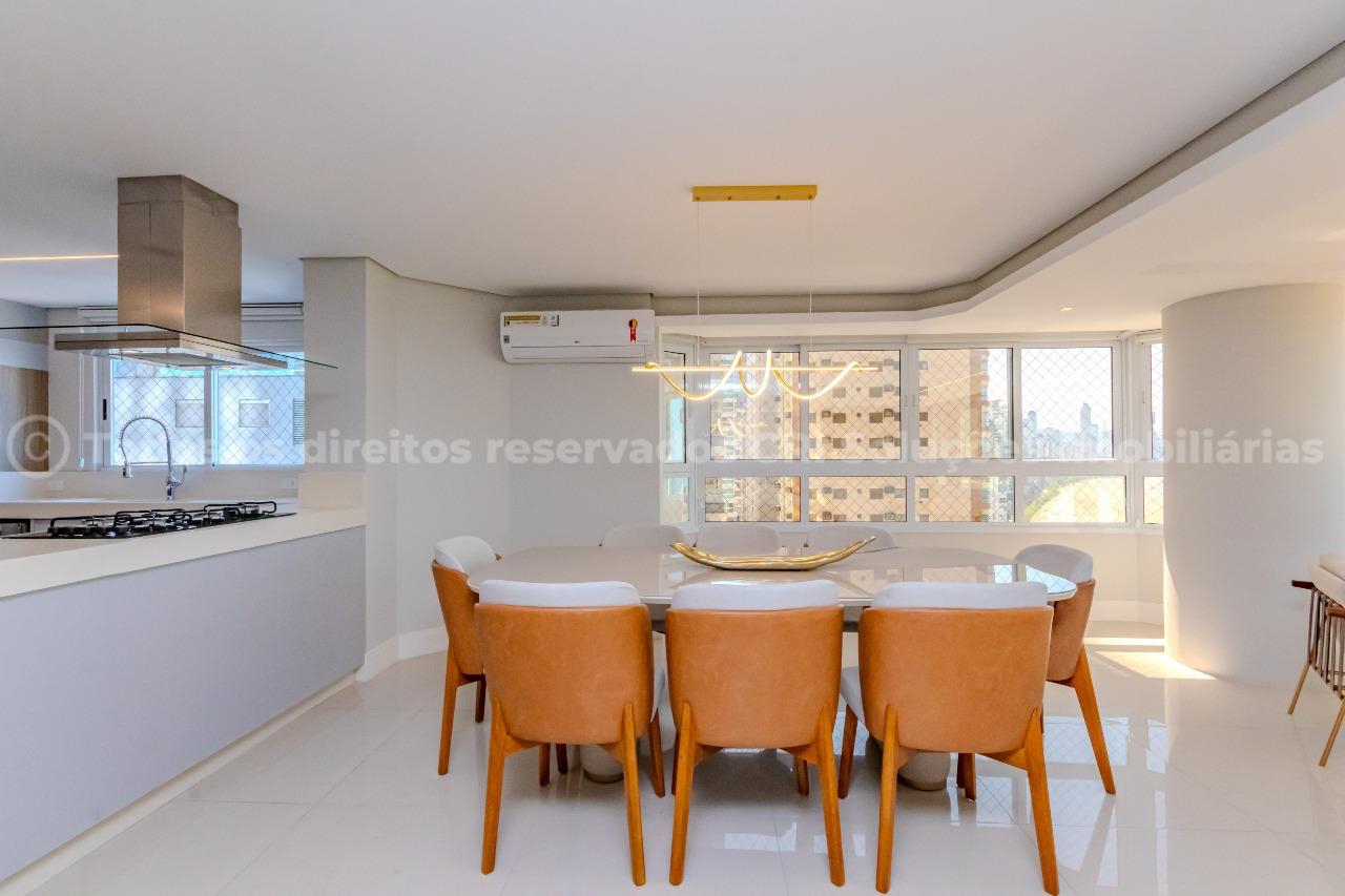 Foto do imóvel Apartamento 4 Suítes Frente Mar no Edifício Noblesse Barra Sul Balneário Camboriú