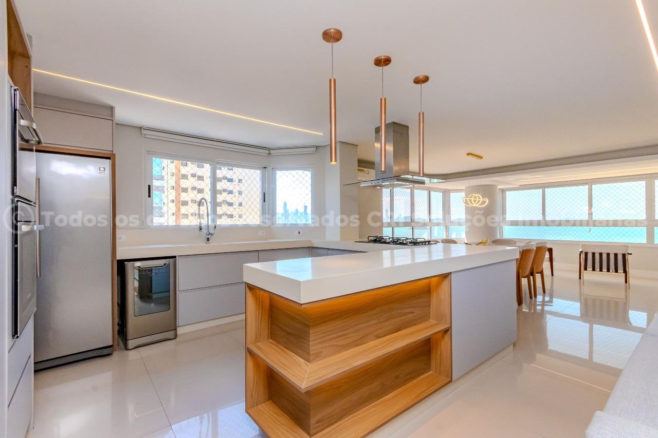 Foto do imóvel Apartamento 4 Suítes Frente Mar no Edifício Noblesse Barra Sul Balneário Camboriú
